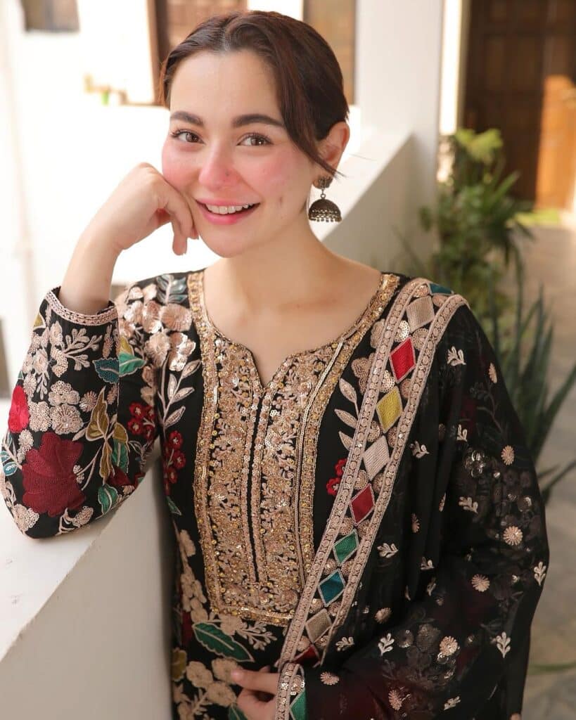 Hania Amir Biography, Husband, mARRIAGE, fAMILY, Age & Height 2023 ...